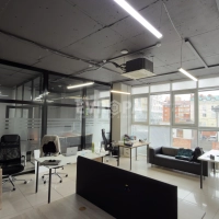 Нежилое помещение 295 м² под офис, шоурум