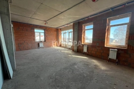 Здание 1115 м², Кирова, офис/клиника