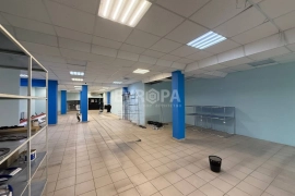 Помещение 163 м² под магазин, склад